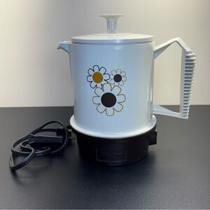 Vintage REGAL Poly*Perk 2-4 Cup Percolator